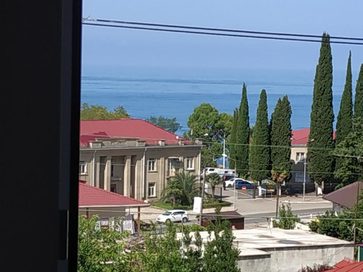 Guest House U Antoniny Gagra Esterno foto