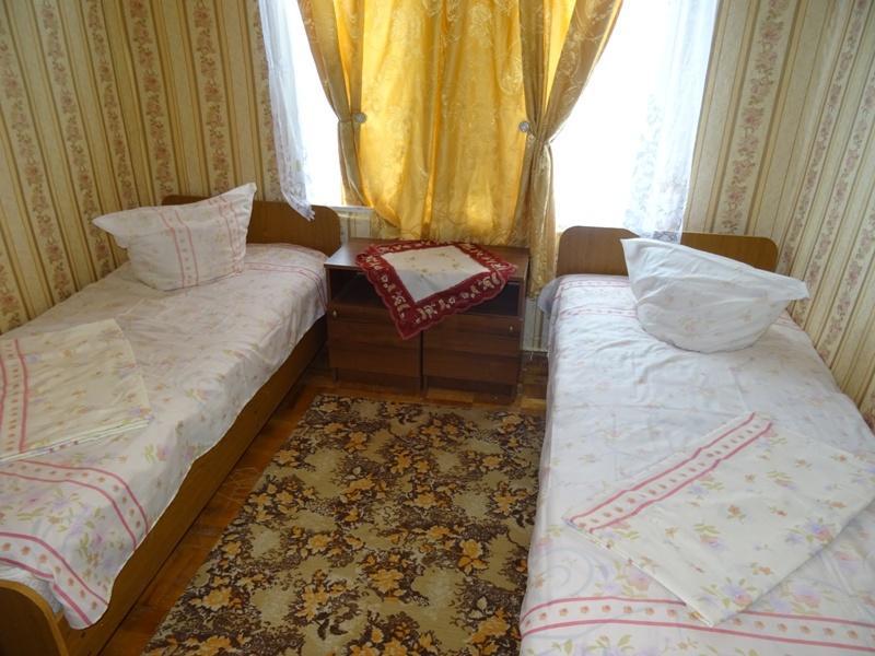 Guest House U Antoniny Gagra Esterno foto
